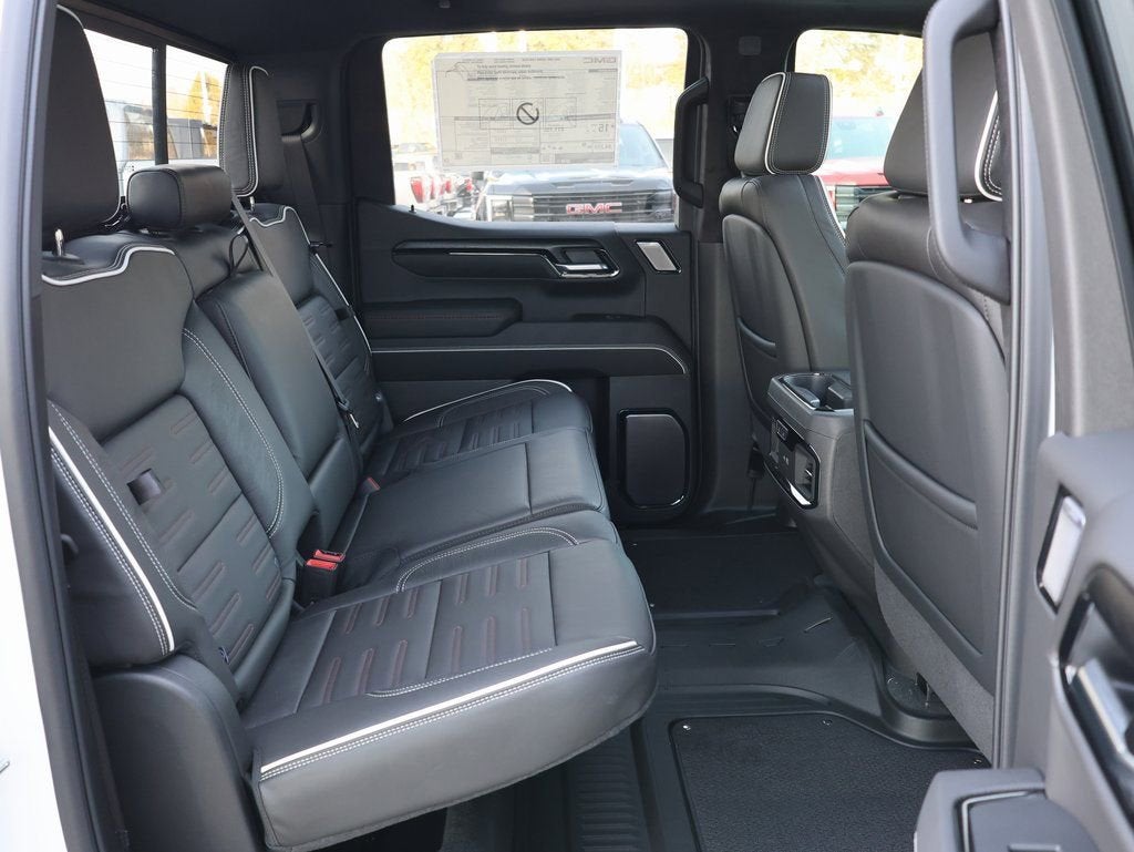 2025 GMC Sierra 1500 AT4X