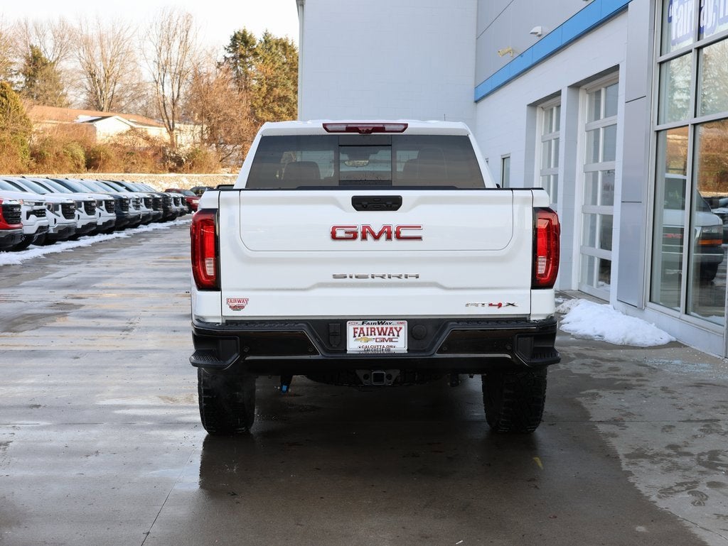 2025 GMC Sierra 1500 AT4X