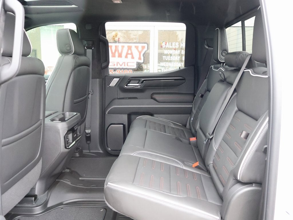 2025 GMC Sierra 1500 AT4X