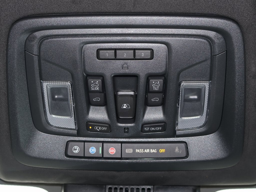 2025 GMC Sierra 1500 AT4X