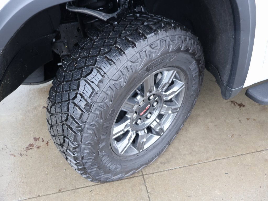 2025 GMC Sierra 1500 AT4X