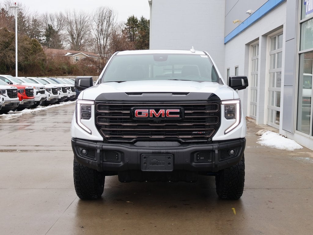 2025 GMC Sierra 1500 AT4X