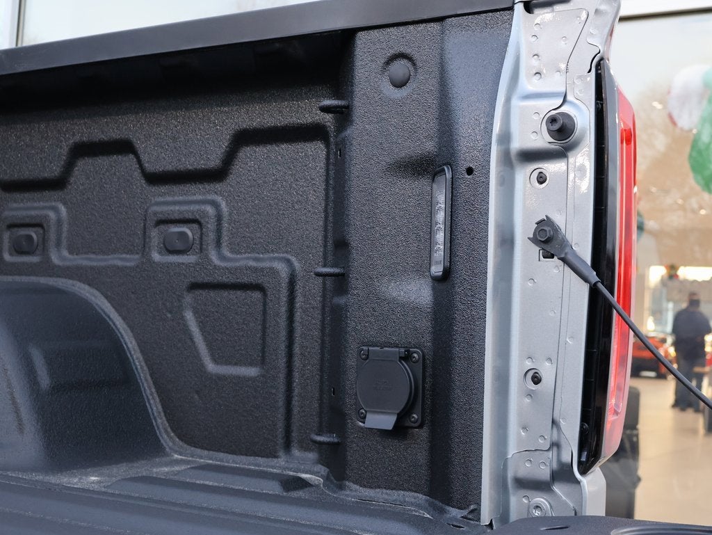 2025 GMC Sierra 1500 AT4X