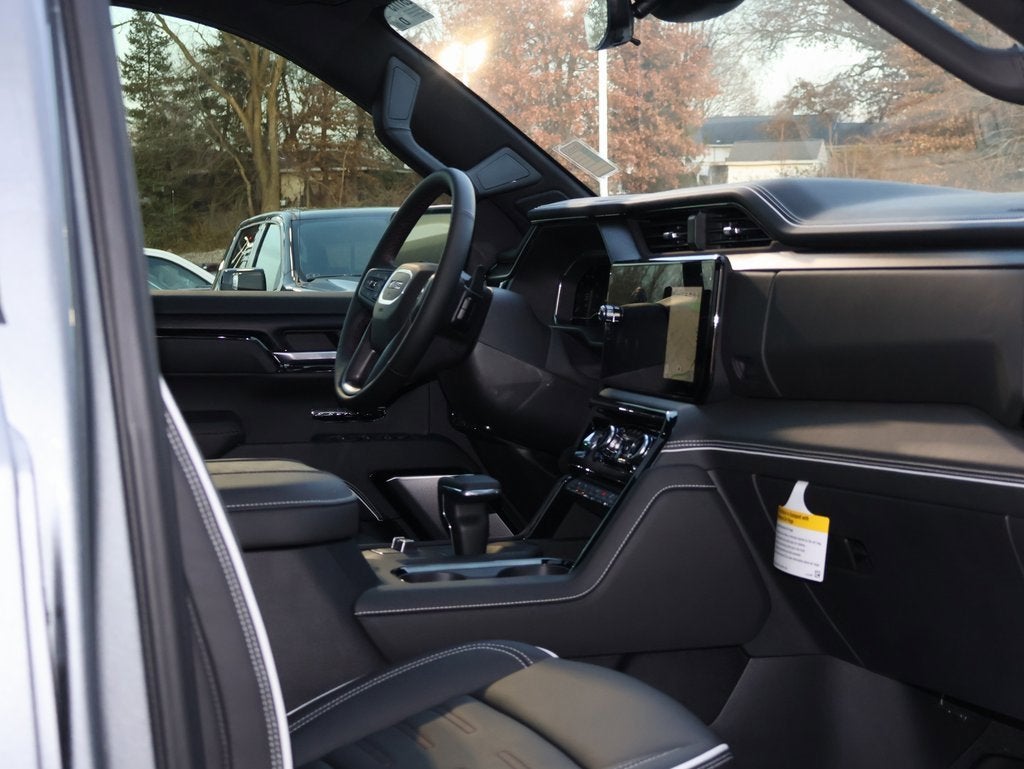 2025 GMC Sierra 1500 AT4X