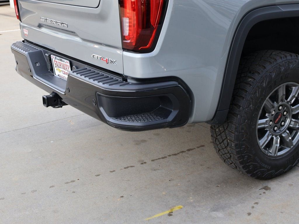 2025 GMC Sierra 1500 AT4X