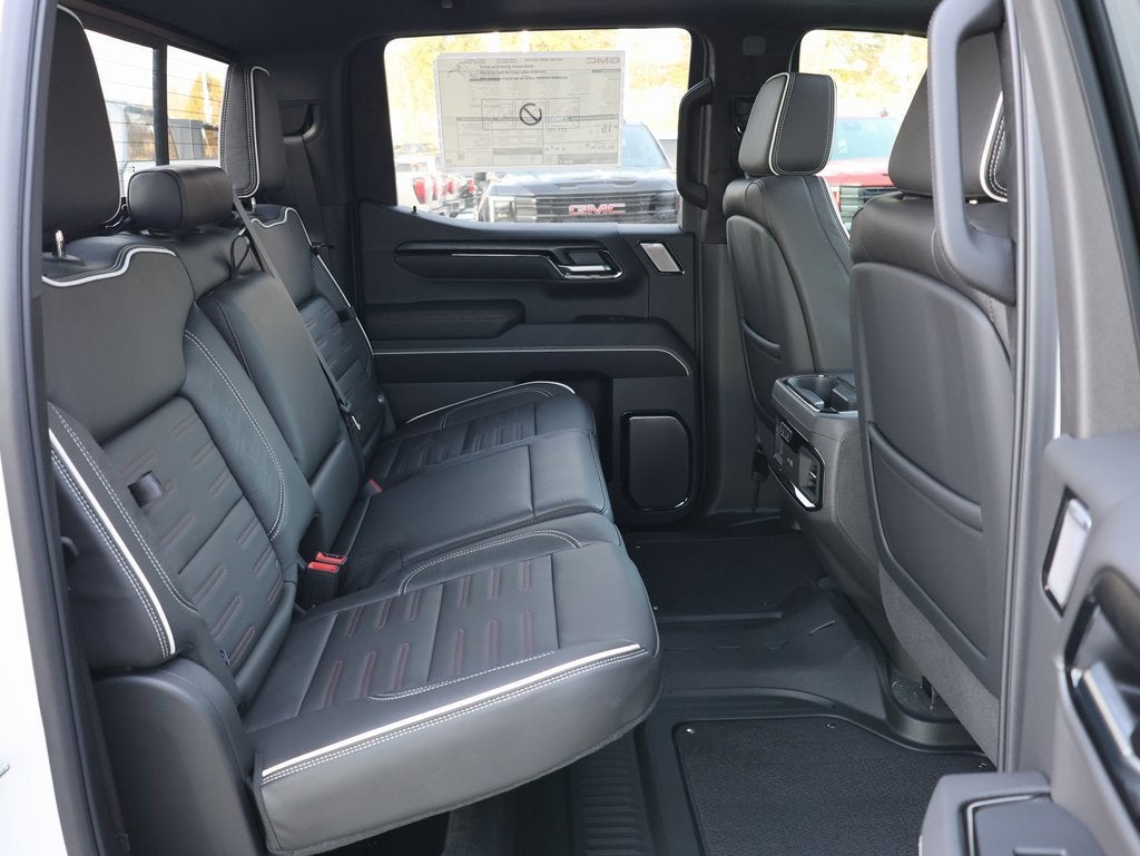 2025 GMC Sierra 1500 AT4X