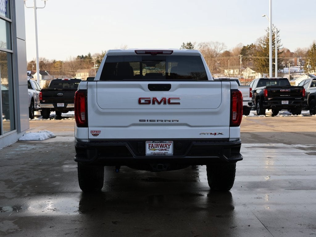 2025 GMC Sierra 1500 AT4X