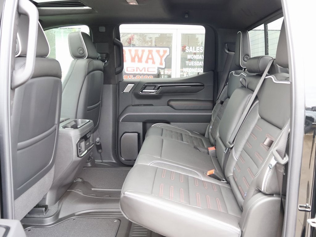 2025 GMC Sierra 1500 AT4X