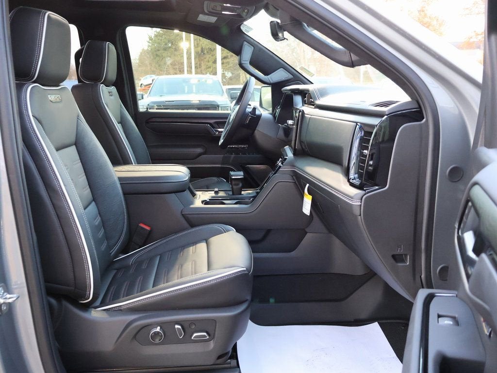 2025 GMC Sierra 1500 AT4X