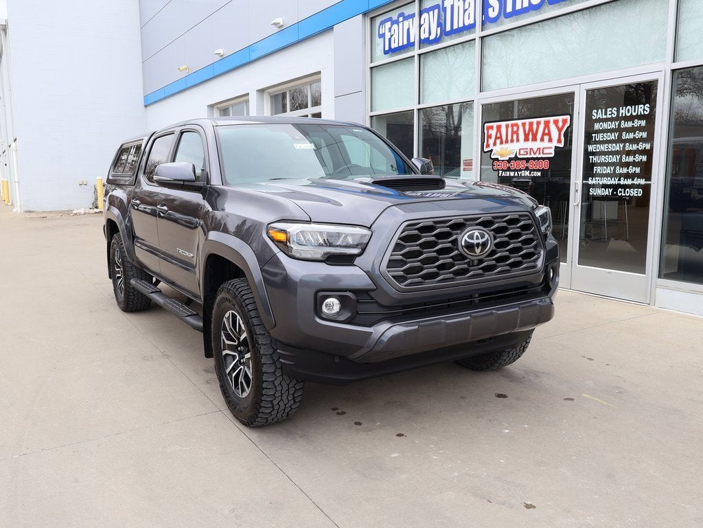2022 Toyota Tacoma 4WD SR
