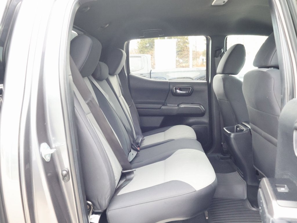 2022 Toyota Tacoma 4WD SR