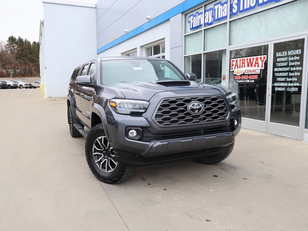 2022 Toyota Tacoma 4WD SR