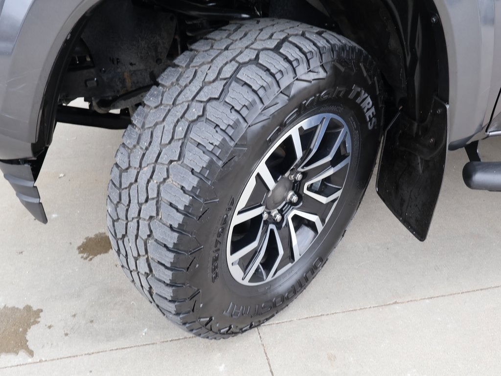 2022 Toyota Tacoma 4WD SR