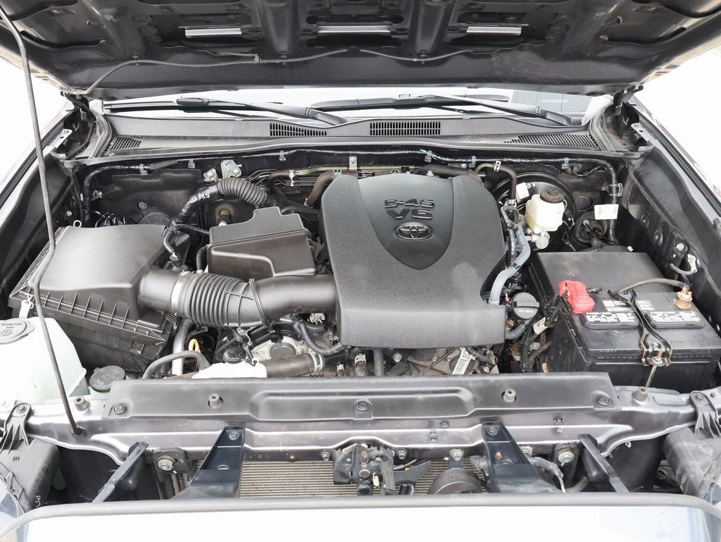 2022 Toyota Tacoma 4WD SR