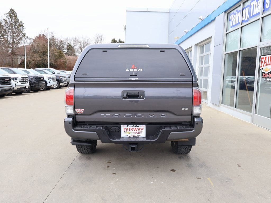 2022 Toyota Tacoma 4WD SR