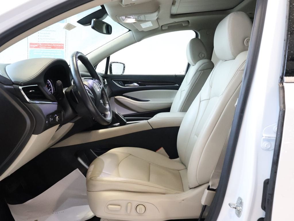 2021 Buick Enclave Essence