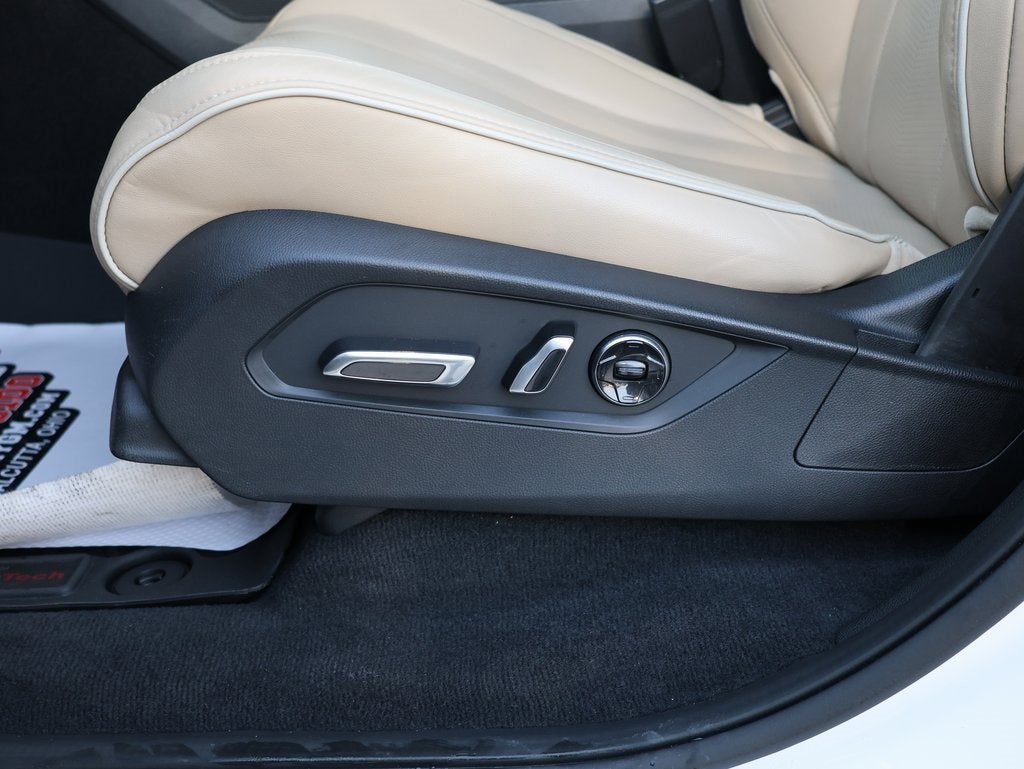 2023 Acura MDX w/Advance Package