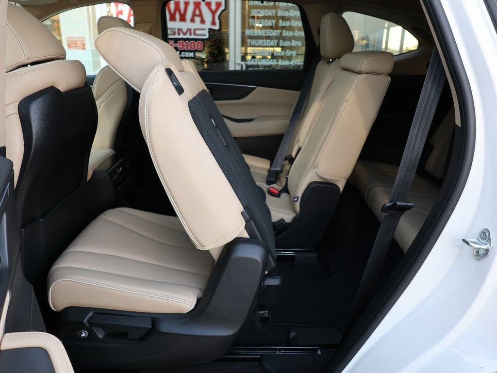 2023 Acura MDX w/Advance Package