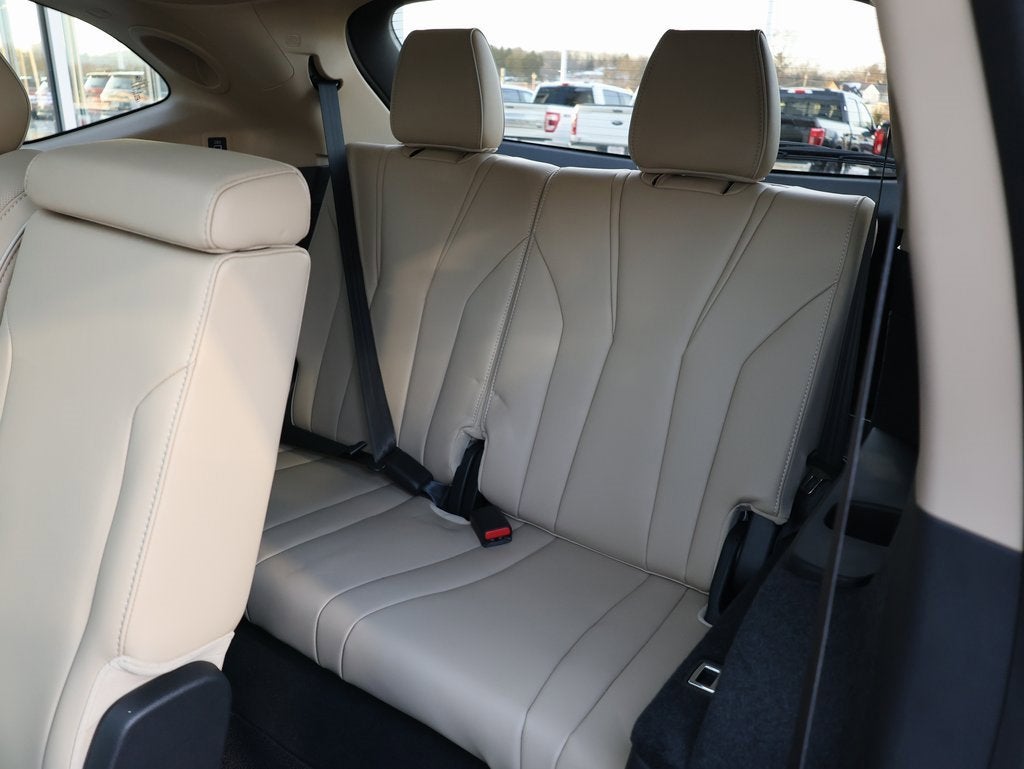2023 Acura MDX w/Advance Package