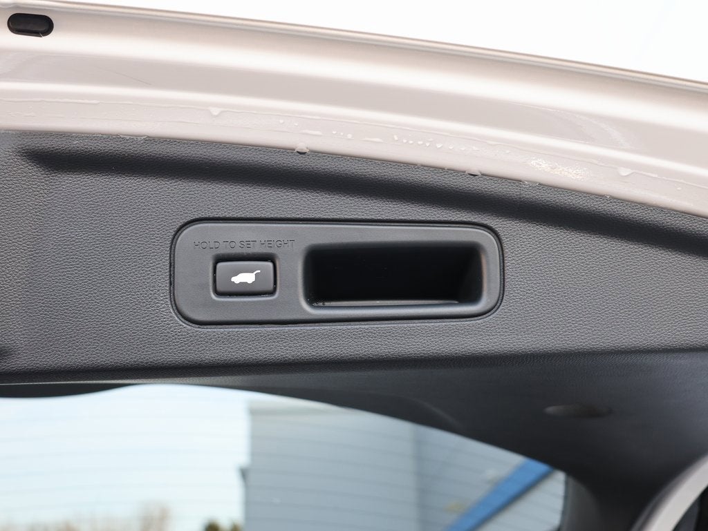 2023 Acura MDX w/Advance Package