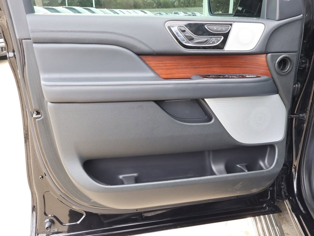 2022 Lincoln Navigator Reserve L