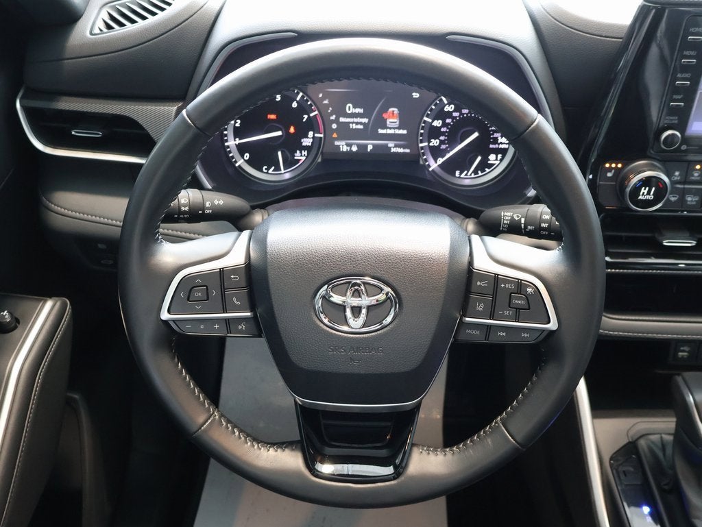 2022 Toyota Highlander XSE