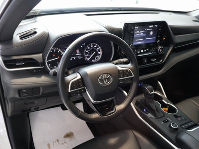 2022 Toyota Highlander XSE