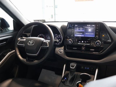 2022 Toyota Highlander XSE