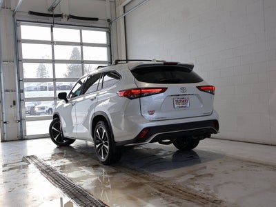 2022 Toyota Highlander XSE