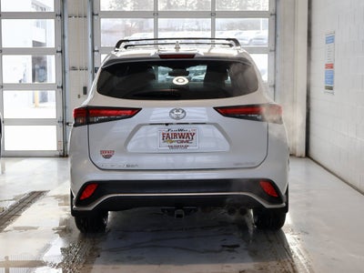 2022 Toyota Highlander XSE