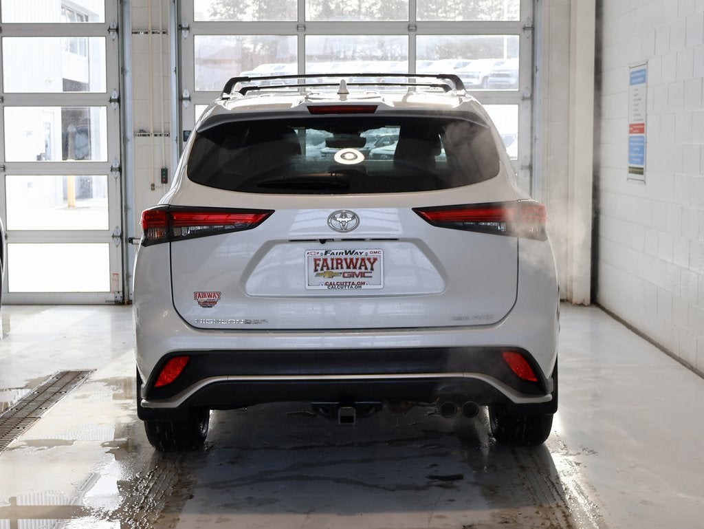 2022 Toyota Highlander XSE