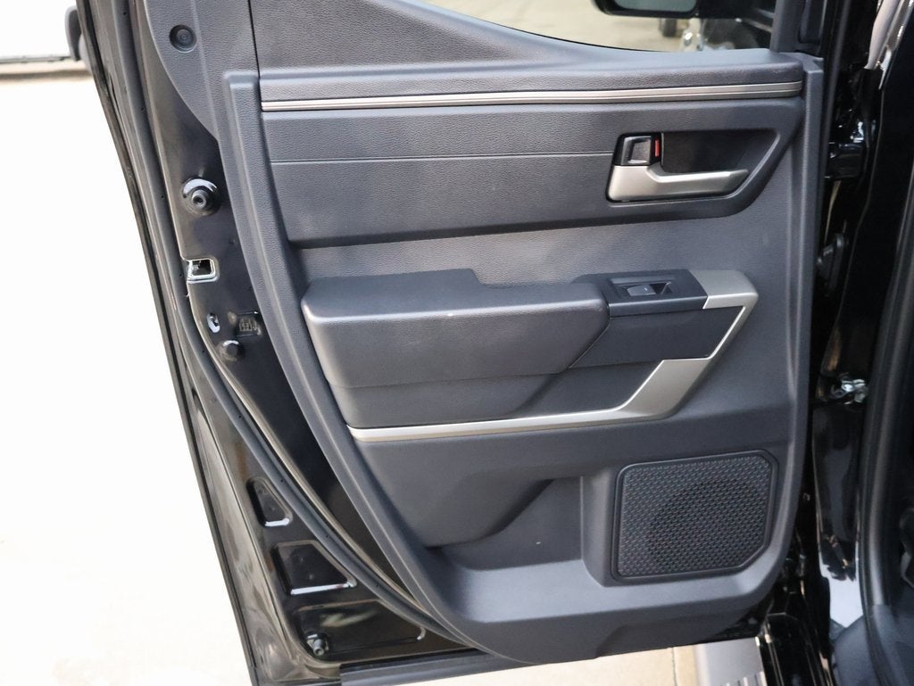 2024 Toyota Tundra 4WD SR5