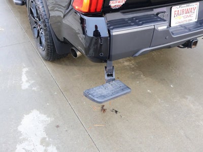 2024 Toyota Tundra 4WD SR5