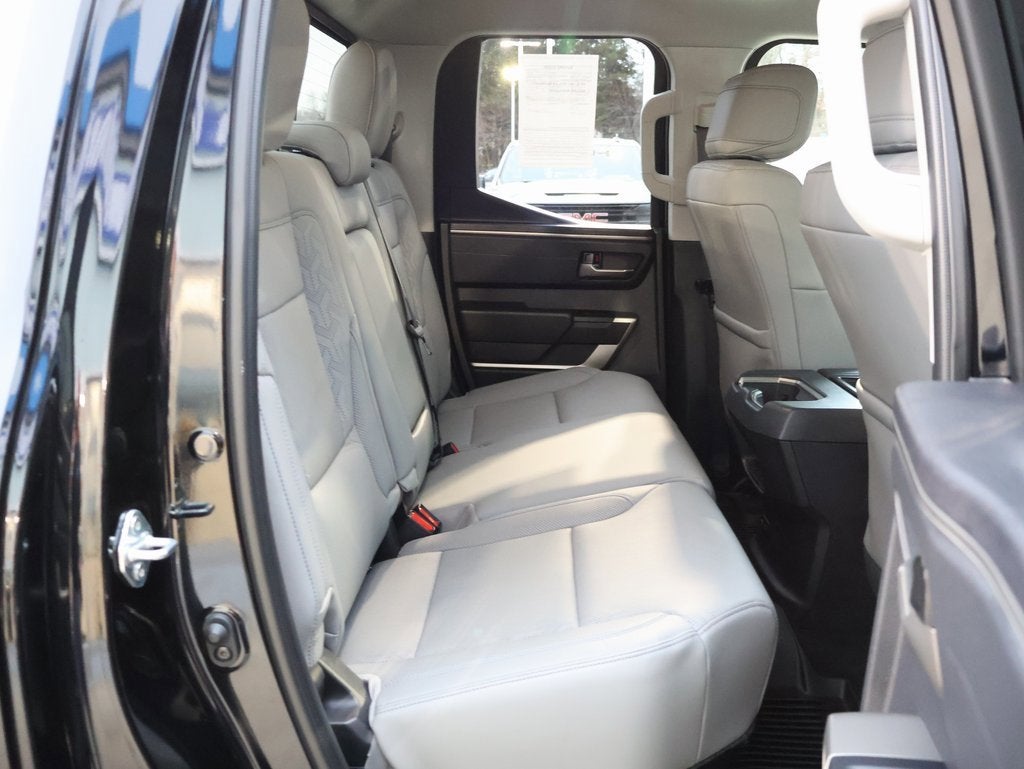 2024 Toyota Tundra 4WD SR5