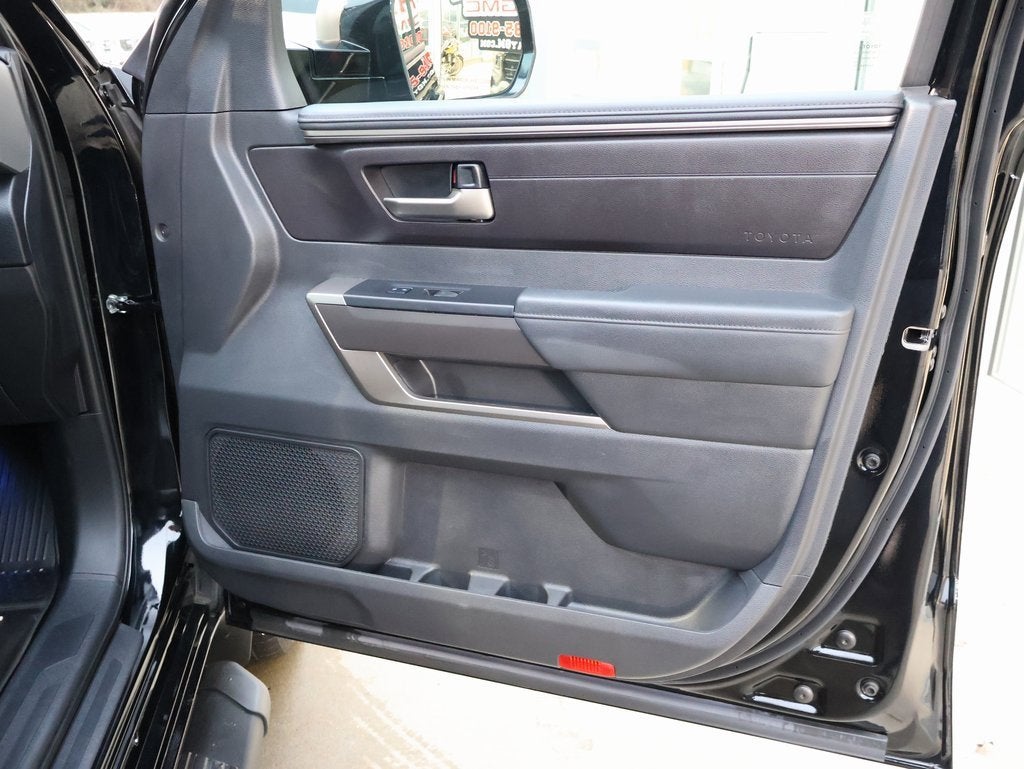 2024 Toyota Tundra 4WD SR5