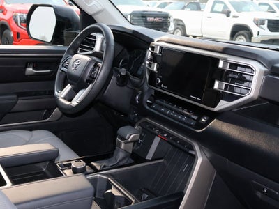 2024 Toyota Tundra 4WD SR5
