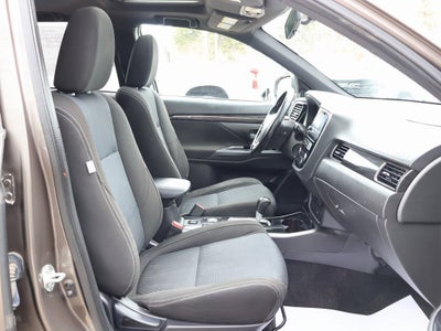 2018 Mitsubishi Outlander LE