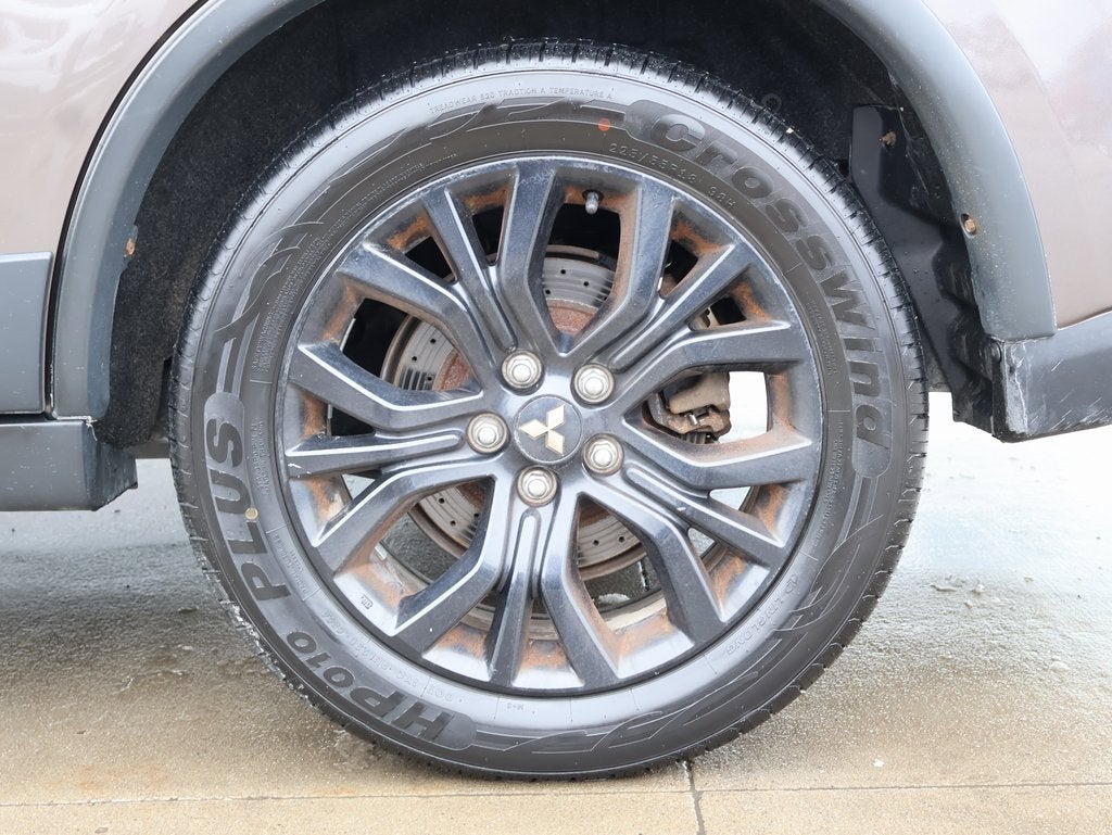 2018 Mitsubishi Outlander LE