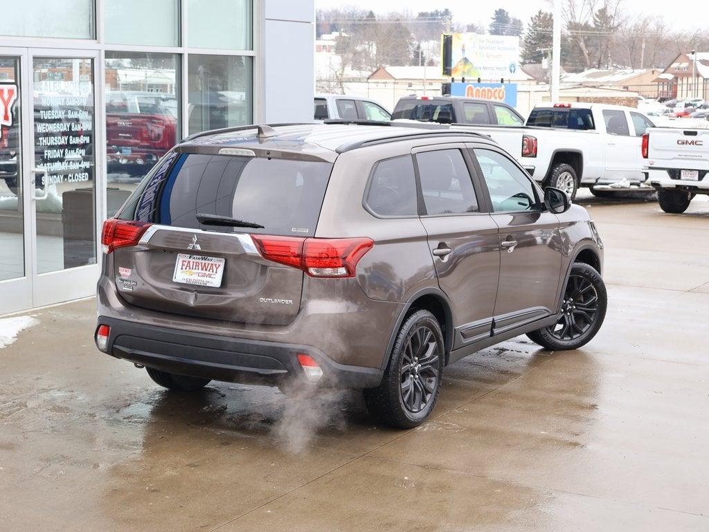 2018 Mitsubishi Outlander LE