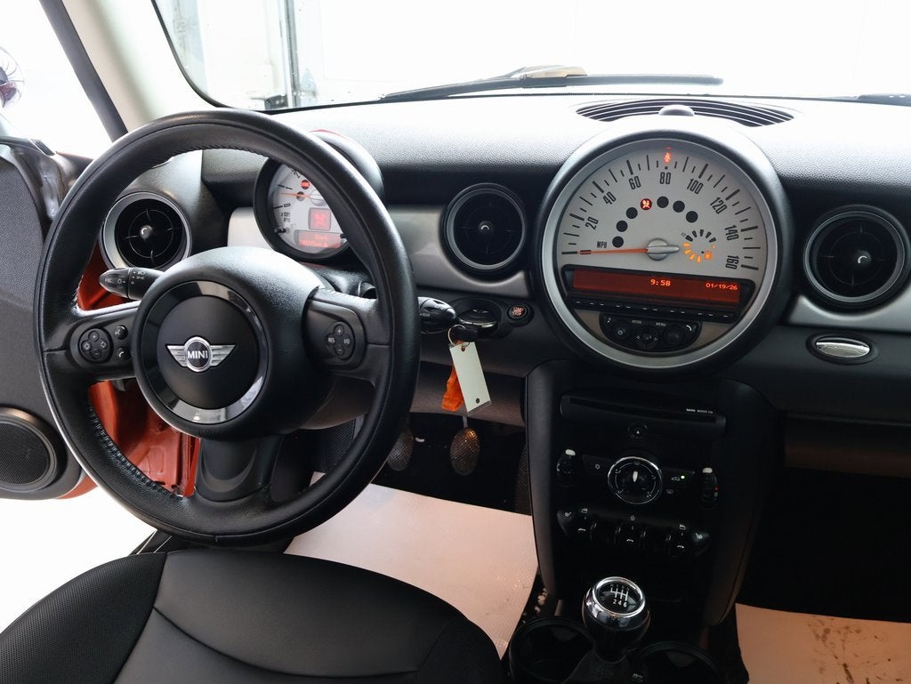 2012 MINI Hardtop 2 Door Cooper