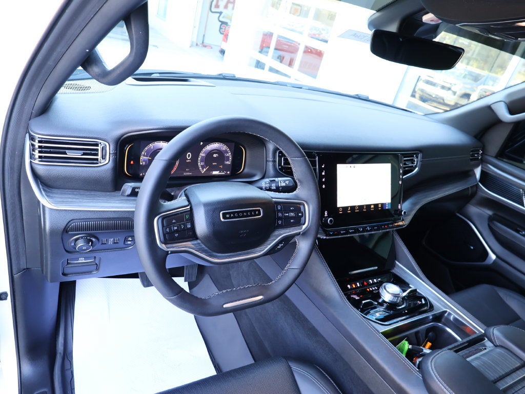 2024 Jeep Wagoneer L Series III 4x4