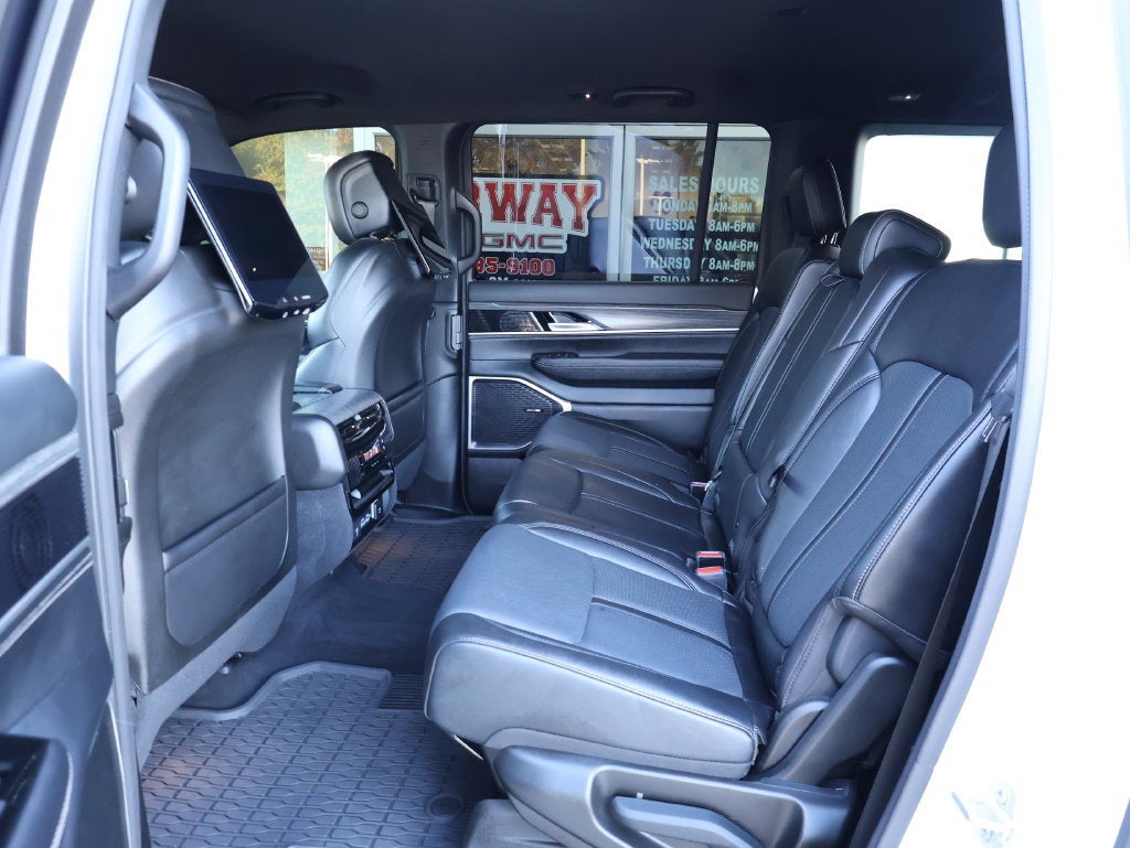 2024 Jeep Wagoneer L Series III 4x4