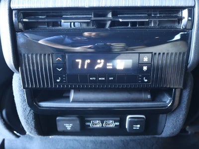 2024 Jeep Wagoneer L Series III 4x4