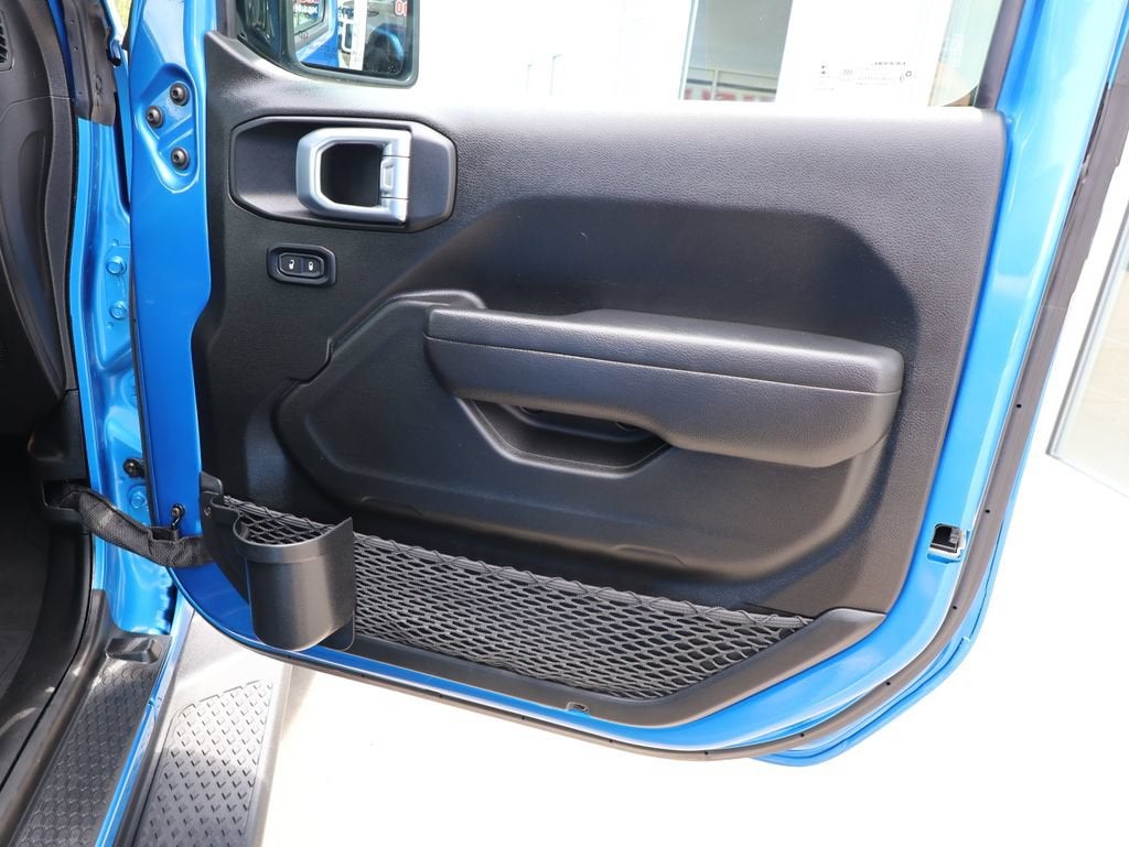 2022 Jeep Gladiator Willys Sport 4x4