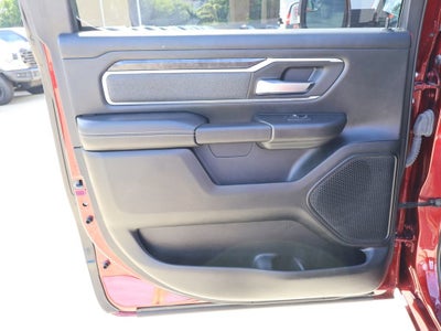 2021 RAM 1500 Big Horn Crew Cab 4x4 5'7" Box