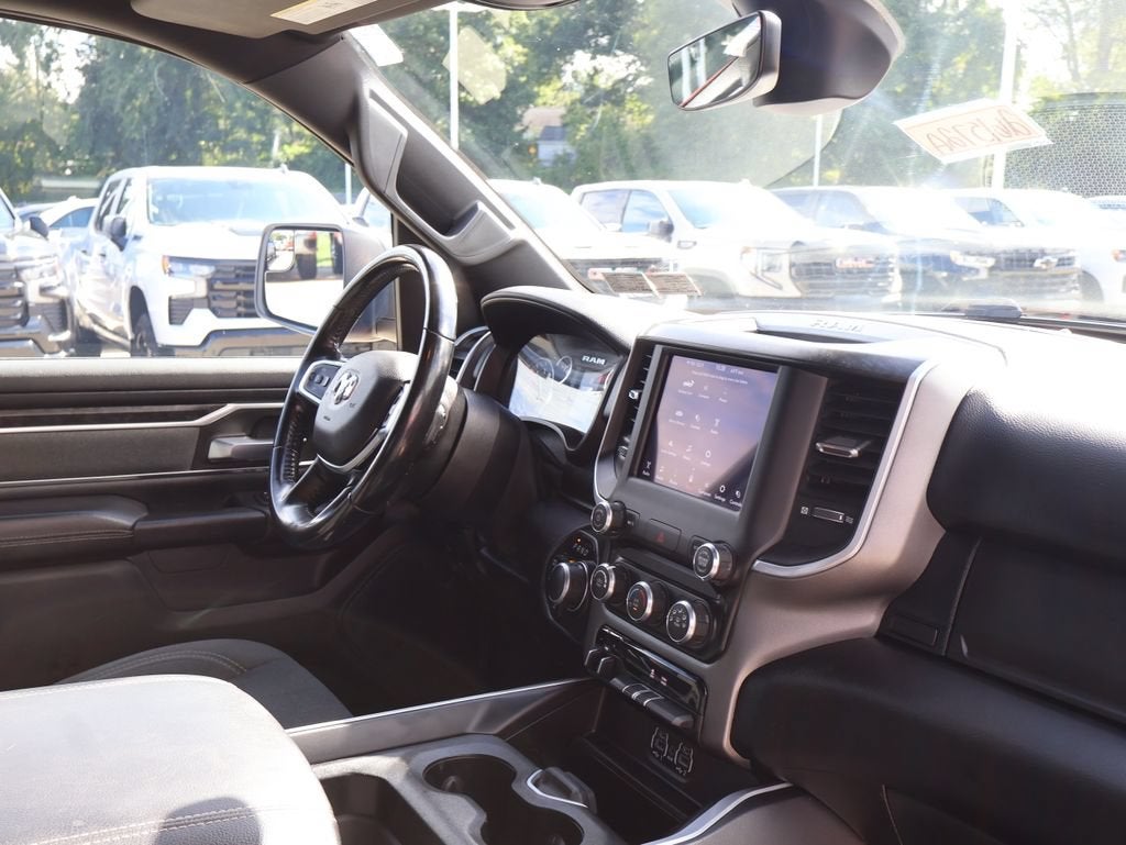 2021 RAM 1500 Big Horn Crew Cab 4x4 5'7" Box
