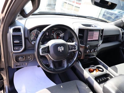 2022 RAM 1500 Big Horn Crew Cab 4x4 5'7" Box