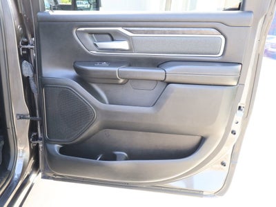 2022 RAM 1500 Big Horn Crew Cab 4x4 5'7" Box