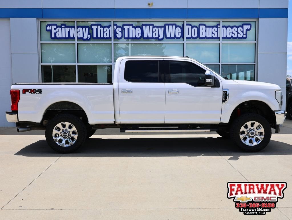 2017 Ford F-250 Lariat 4x4 Crew Cab 6-3/4' Box's photo