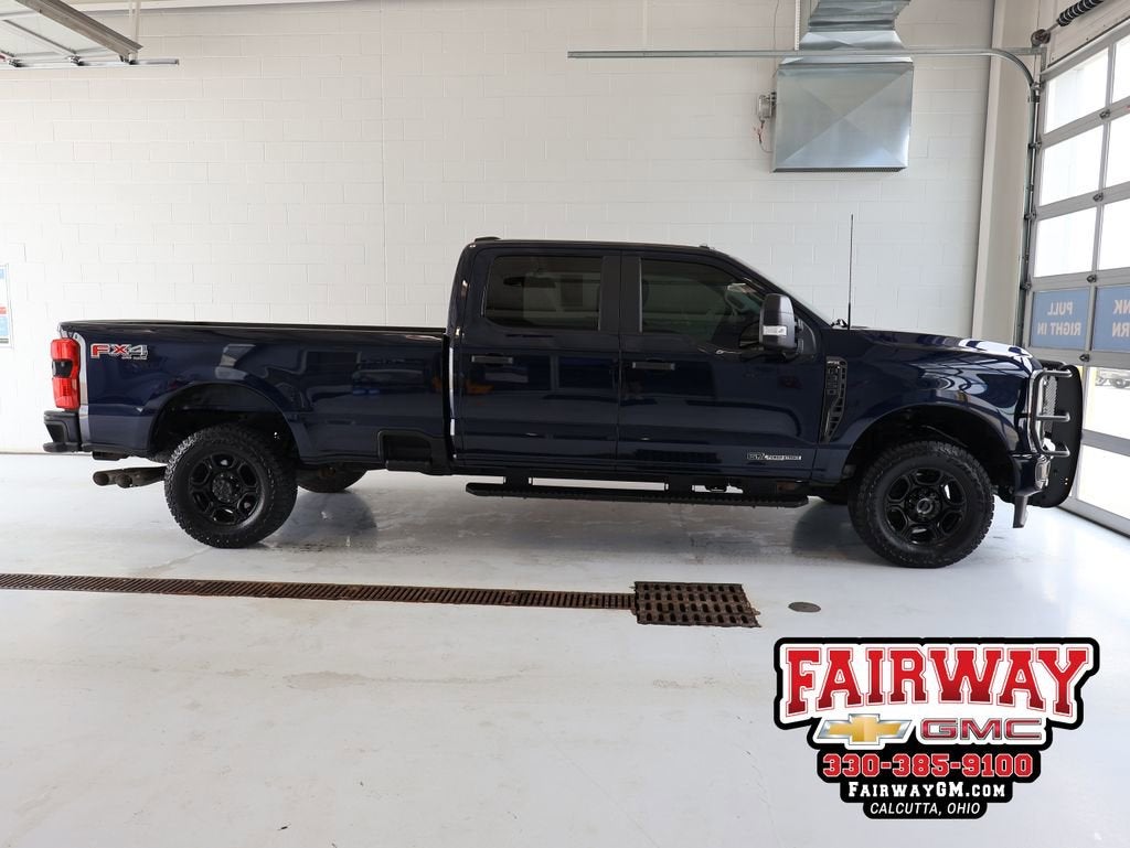2023 Ford F-350 XL 4x4 Crew Cab 8' Box SRW's photo